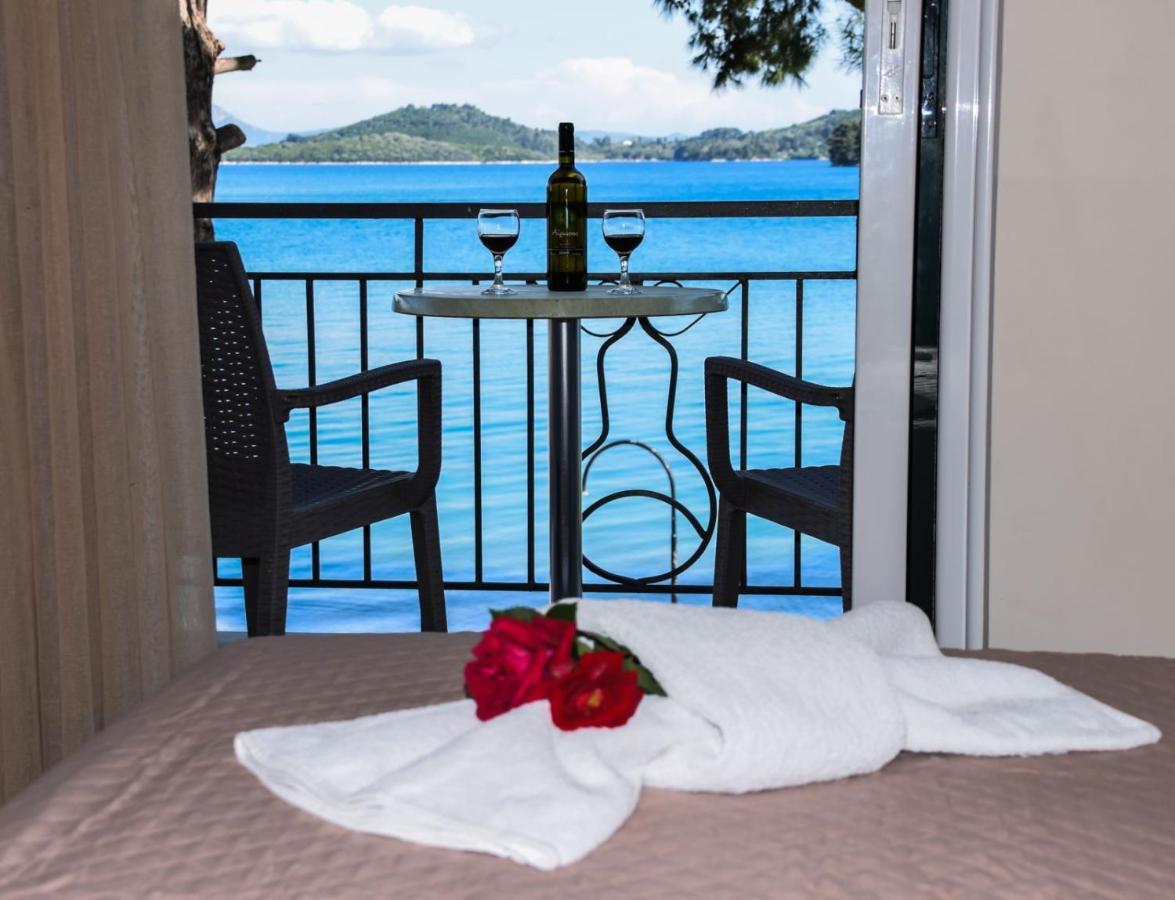 Marina Pansion Hotell Nydrí Eksteriør bilde