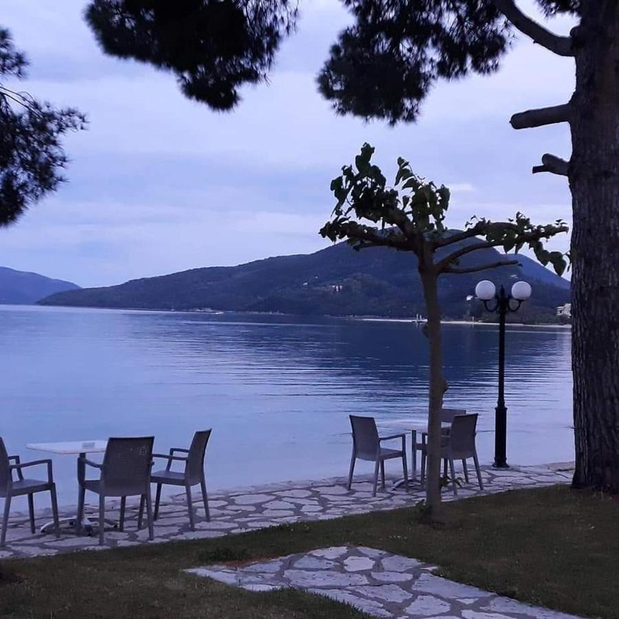 Marina Pansion Hotell Nydrí Eksteriør bilde