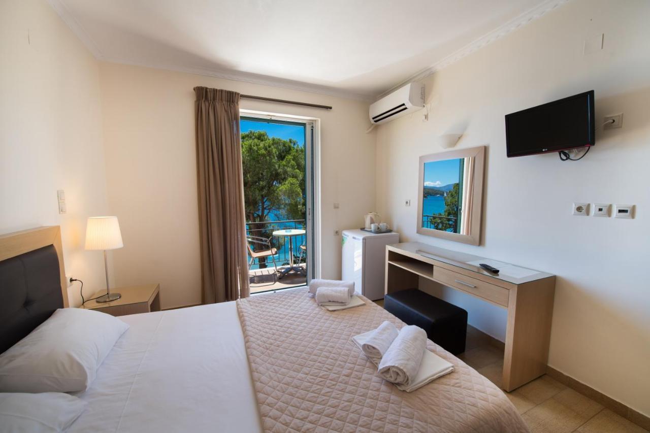 Marina Pansion Hotell Nydrí Eksteriør bilde