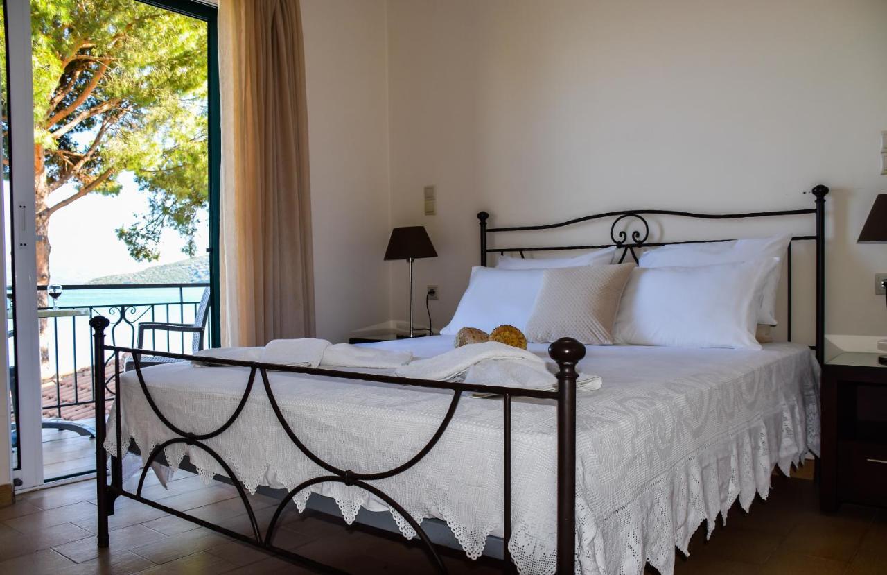 Marina Pansion Hotell Nydrí Eksteriør bilde